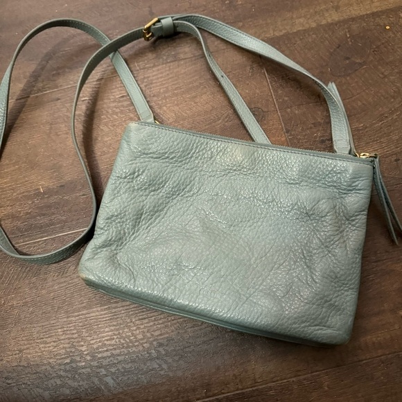 Fossil  seafoam green genuine leather crossbody satchel - Picture 6 of 9
